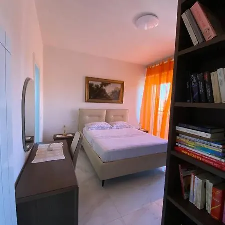 Iva's Apartment Sarzana